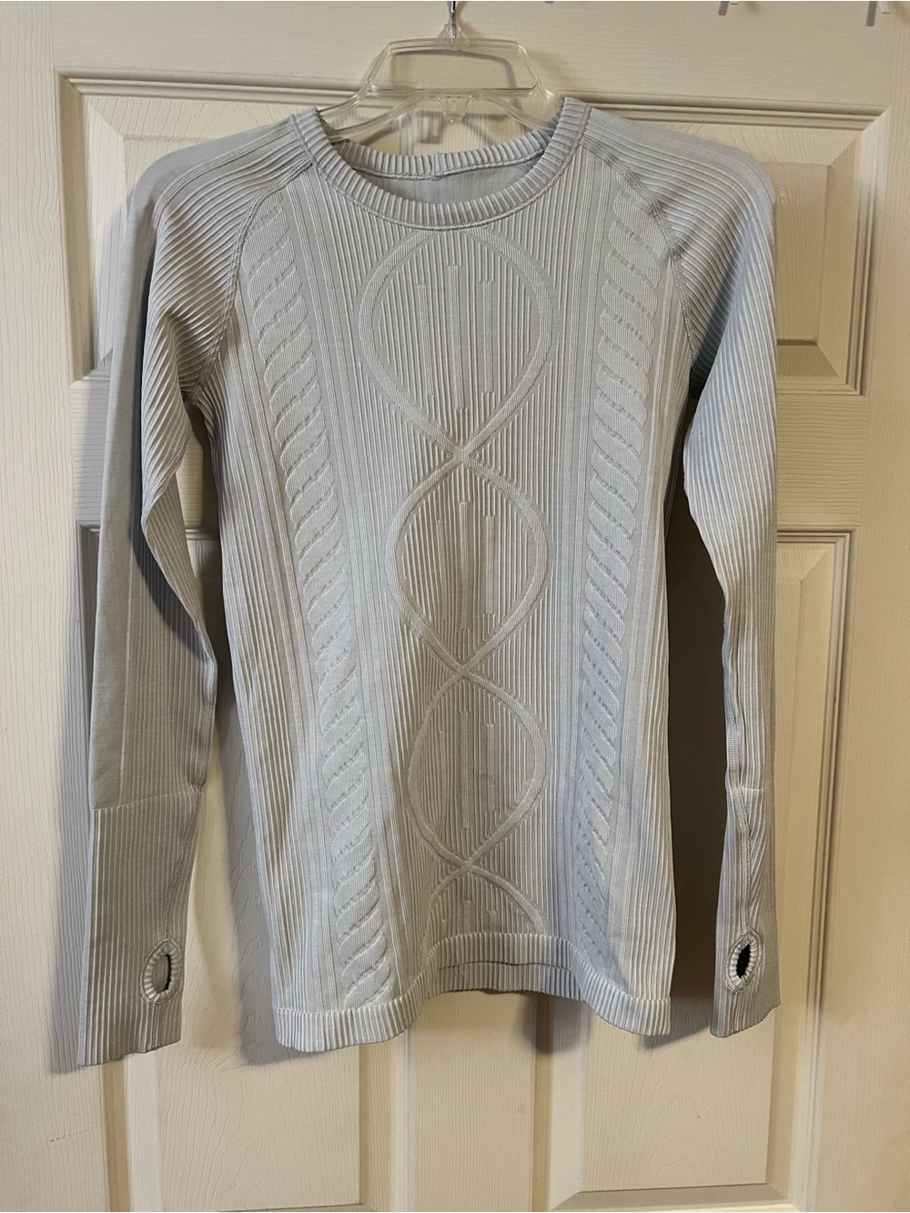 #015 lululemon Rest Less Pullover Size 6 Seamless Knit Thumbhole Running Top